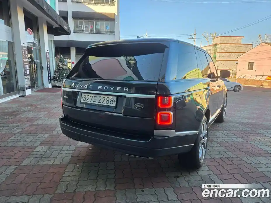 Land Rover Range-Rover 2019 4.4 Автомат в Москве № 166758, фото 12
