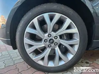 Land Rover Range-Rover 2019 4.4 Автомат в Москве № 166758, миниатюра 8