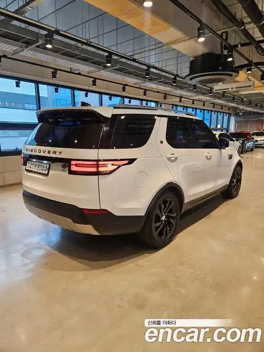 Land Rover Discovery 2017 2.0 Автомат в Москве № 166810, фото 6