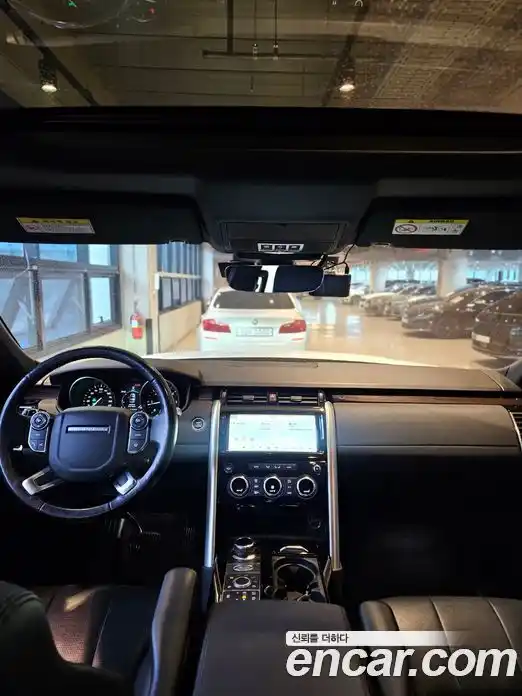 Land Rover Discovery 2017 2.0 Автомат в Москве № 166810, фото 9