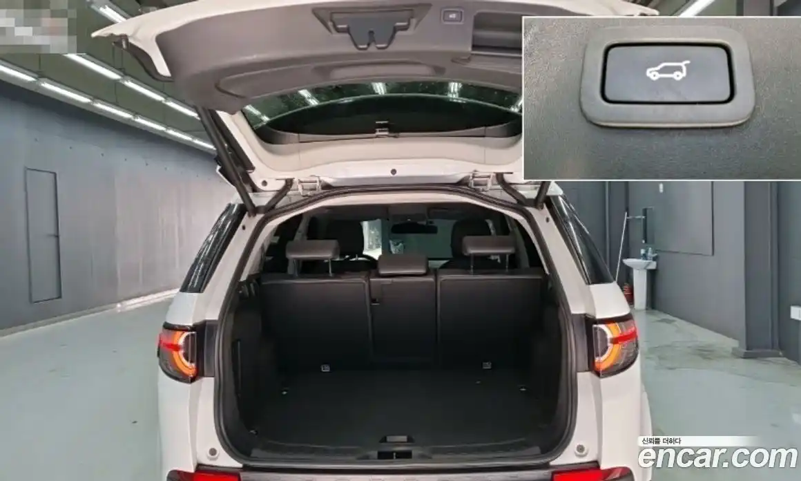 Land Rover Discovery Sport 2016 2.0 Автомат в Москве № 166884, фото 18