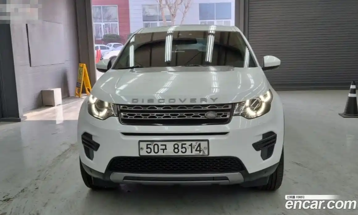 Land Rover Discovery Sport 2016 2.0 Автомат в Москве № 166884, фото 3