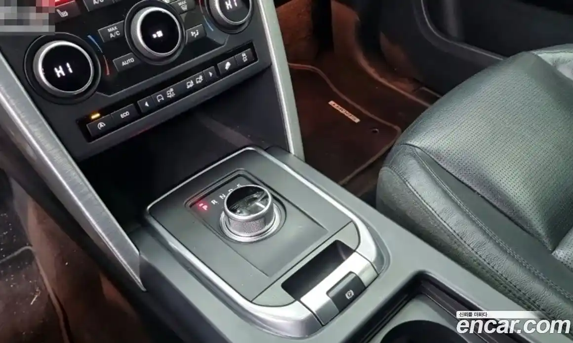 Land Rover Discovery Sport 2016 2.0 Автомат в Москве № 166884, фото 9