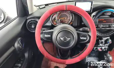 Mini Cooper 2017 1.5 Автомат в Москве № 167222, миниатюра 4