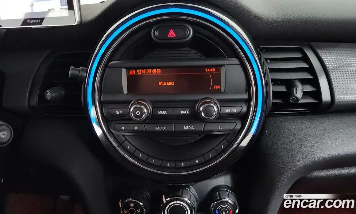 Mini Cooper 2017 1.5 Автомат в Москве № 167222, фото 6