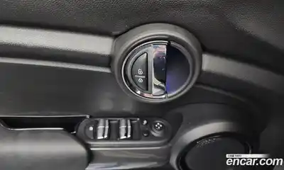 Mini Cooper 2017 1.5 Автомат в Москве № 167222, миниатюра 7