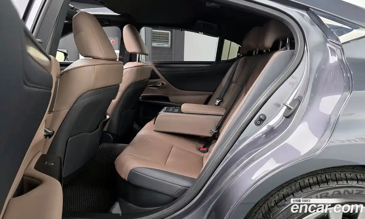 Lexus ES 2026 2.5 Автомат в Москве № 167983, фото 18