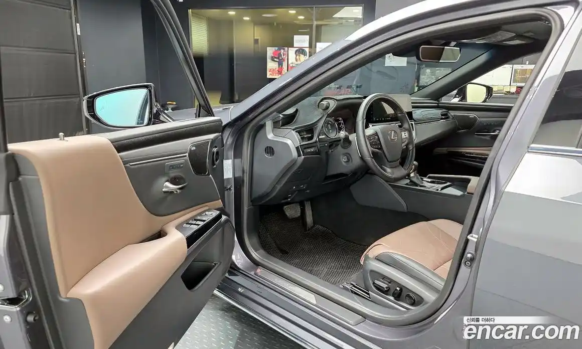 Lexus ES 2026 2.5 Автомат в Москве № 167983, фото 19