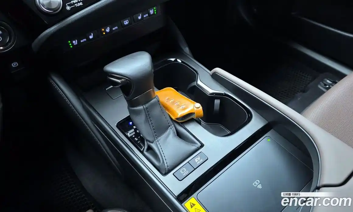 Lexus ES 2026 2.5 Автомат в Москве № 167983, фото 9