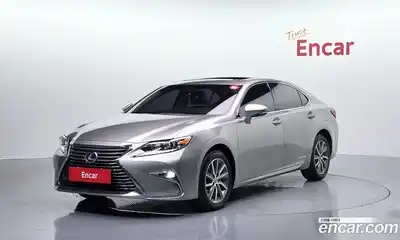 Lexus ES, 2017