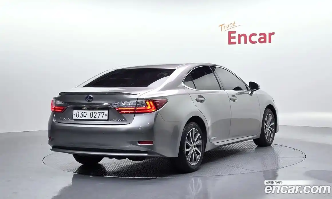 Lexus ES 2017 2.5 Автомат в Москве № 168218, фото 16