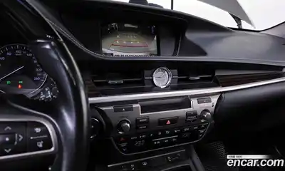 Lexus ES 2017 2.5 Автомат в Москве № 168218, миниатюра 3