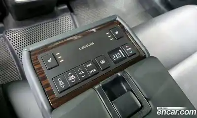 Lexus ES 2017 2.5 Автомат в Москве № 168218, миниатюра 9