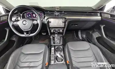 Volkswagen Arteon 2020 2.0 Автомат в Москве № 168606, миниатюра 9