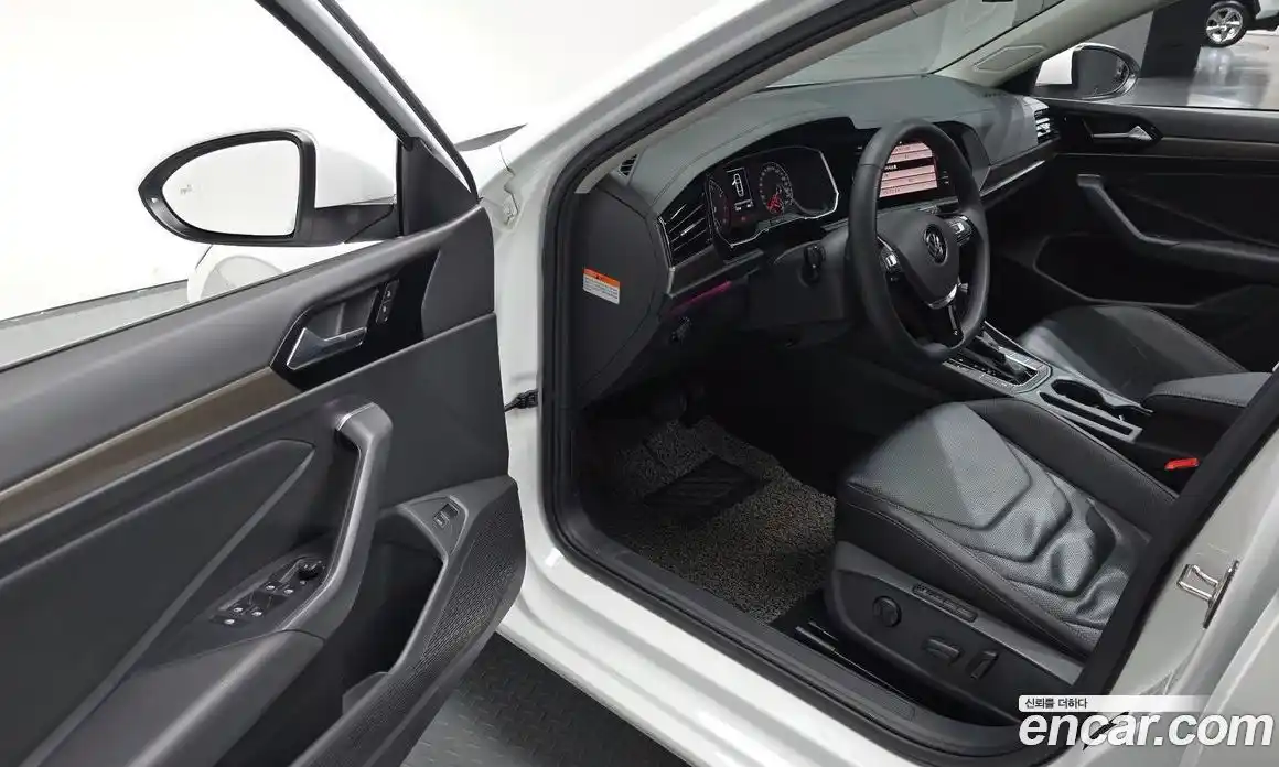 Volkswagen Jetta 2020 1.4 Автомат в Москве № 168852, фото 7