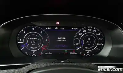 Volkswagen Passat 2018 2.0 Автомат в Москве № 168899, миниатюра 8