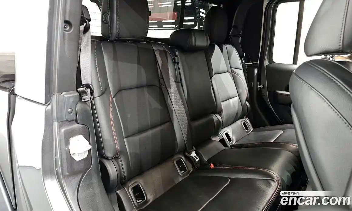 Jeep Gladiator 2020 3.6 Автомат в Москве № 169372, фото 9