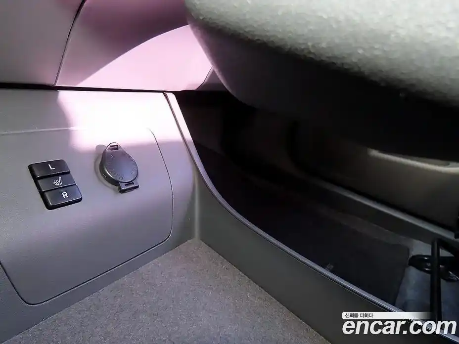 Toyota Prius 2011 1.8 Автомат в Москве № 170349, фото 13