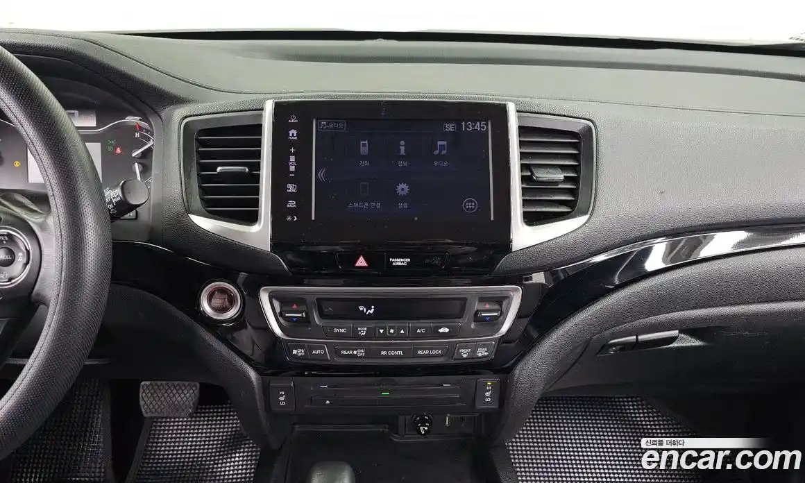 Honda Pilot 2017 3.5 Автомат в Москве № 170653, фото 16