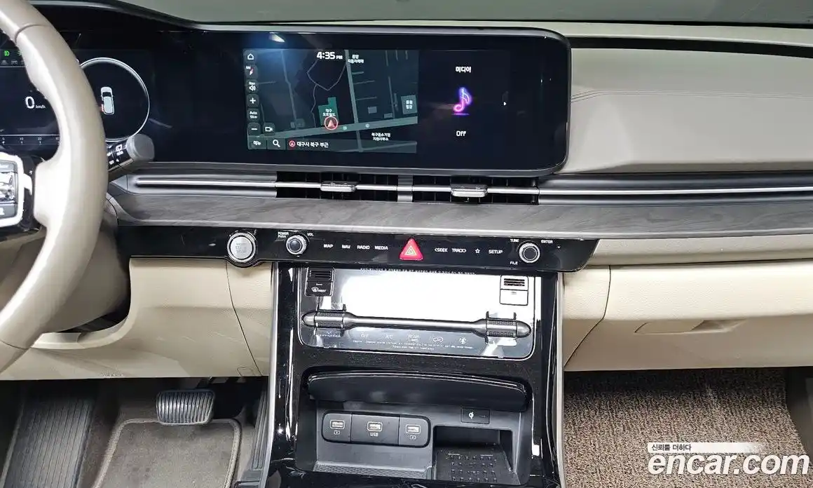 Kia Canival 2023 2.2 Автомат в Москве № 17119, фото 15