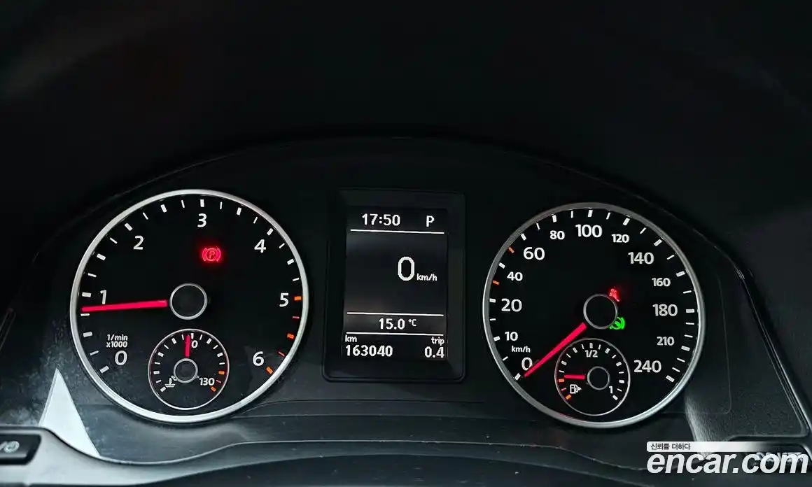 Volkswagen Tiguan 2016 2.0 Автомат в Москве № 176212, фото 13