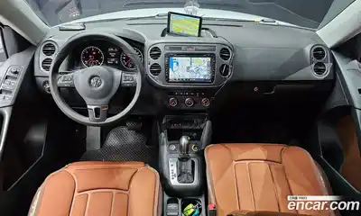 Volkswagen Tiguan 2016 2.0 Автомат в Москве № 176212, миниатюра 6