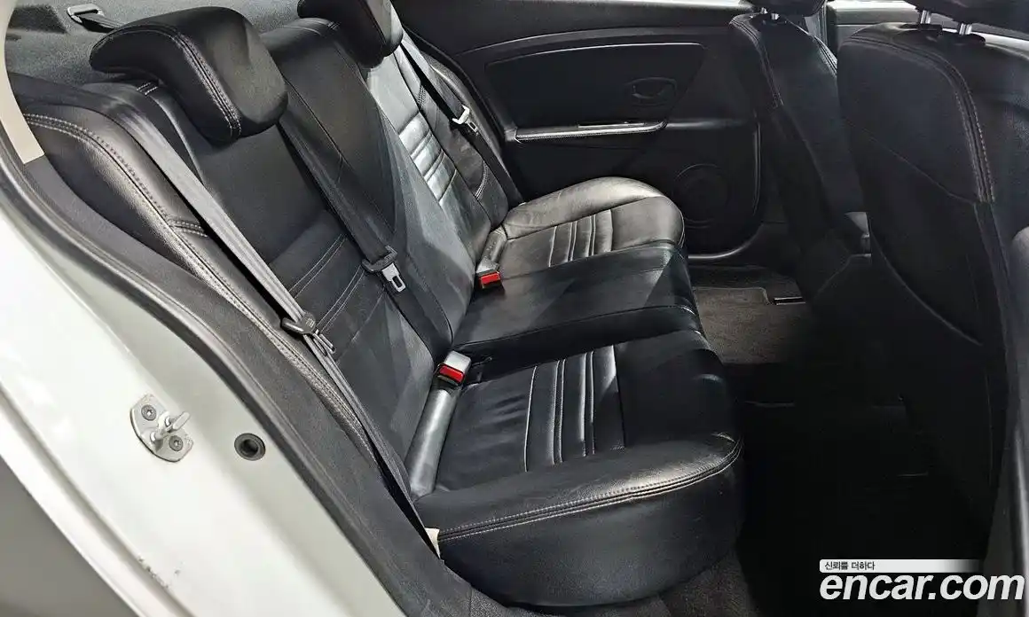 Renault SM3 2014 1.6 Автомат в Москве № 180121, фото 11