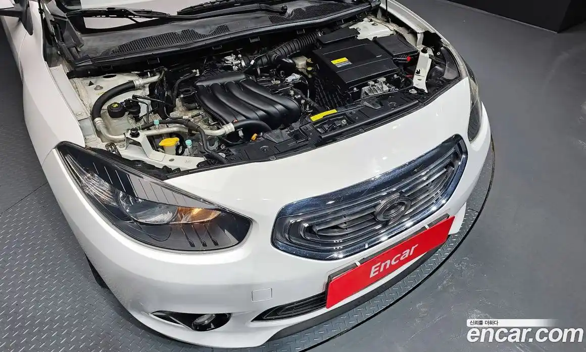 Renault SM3 2014 1.6 Автомат в Москве № 180121, фото 13