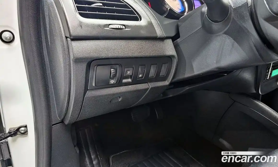 Renault SM3 2014 1.6 Автомат в Москве № 180121, фото 20