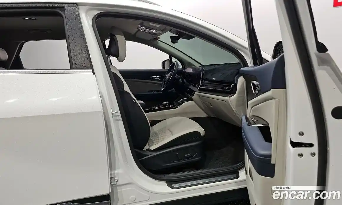 Kia Sportage 2023 1.6 Автомат в Москве № 18540, фото 6