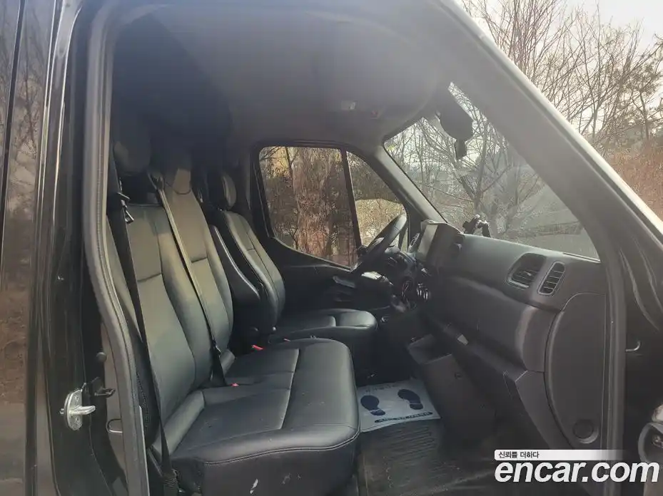 Renault Master 2022 2.3 Механическая в Москве № 185533, фото 12