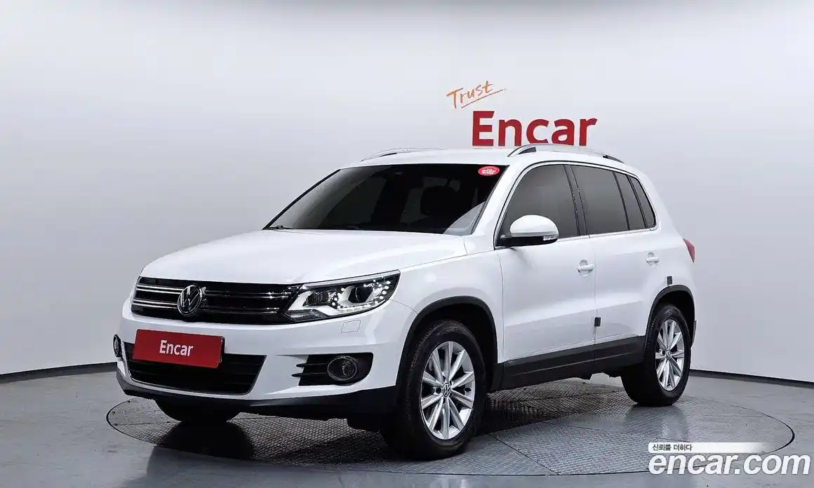 Volkswagen Tiguan 2014 2.0 Автомат в Москве № 186206, фото 15