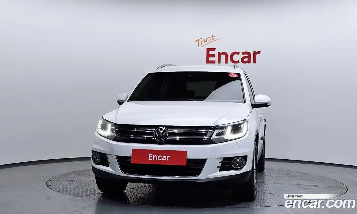 Volkswagen Tiguan 2014 2.0 Автомат в Москве № 186206, фото 16