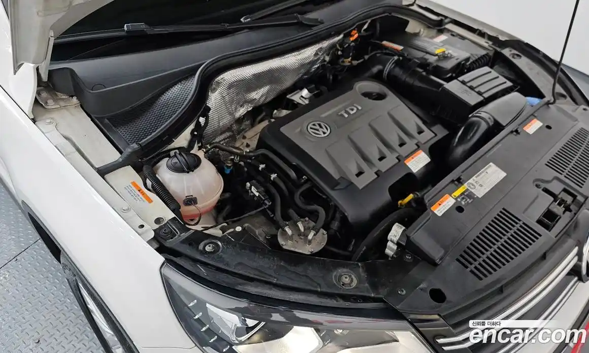 Volkswagen Tiguan 2014 2.0 Автомат в Москве № 186206, фото 18