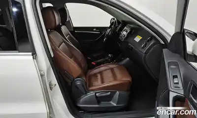 Volkswagen Tiguan 2014 2.0 Автомат в Москве № 186206, миниатюра 3