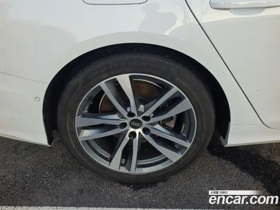 Audi A6 2022 2.0 Автомат в Москве № 192021, фото 15