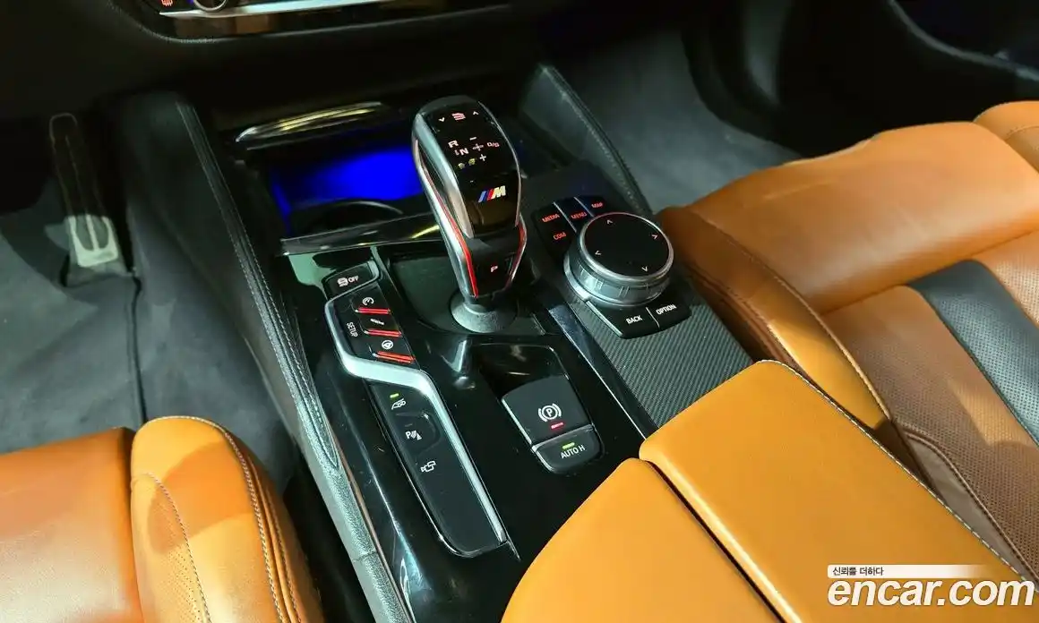 BMW M5 2018 4.4 Автомат в Москве № 192131, фото 1