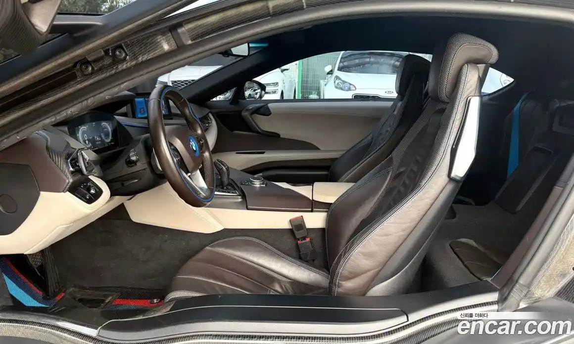 BMW i8 2016 1.5 Автомат в Москве № 192611, фото 12