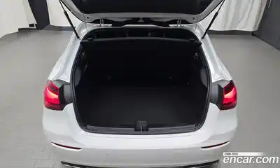 Mercedes-Benz A-Class 2025 2.0 Автомат в Москве № 193590, миниатюра 2