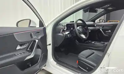 Mercedes-Benz A-Class 2025 2.0 Автомат в Москве № 193590, миниатюра 8