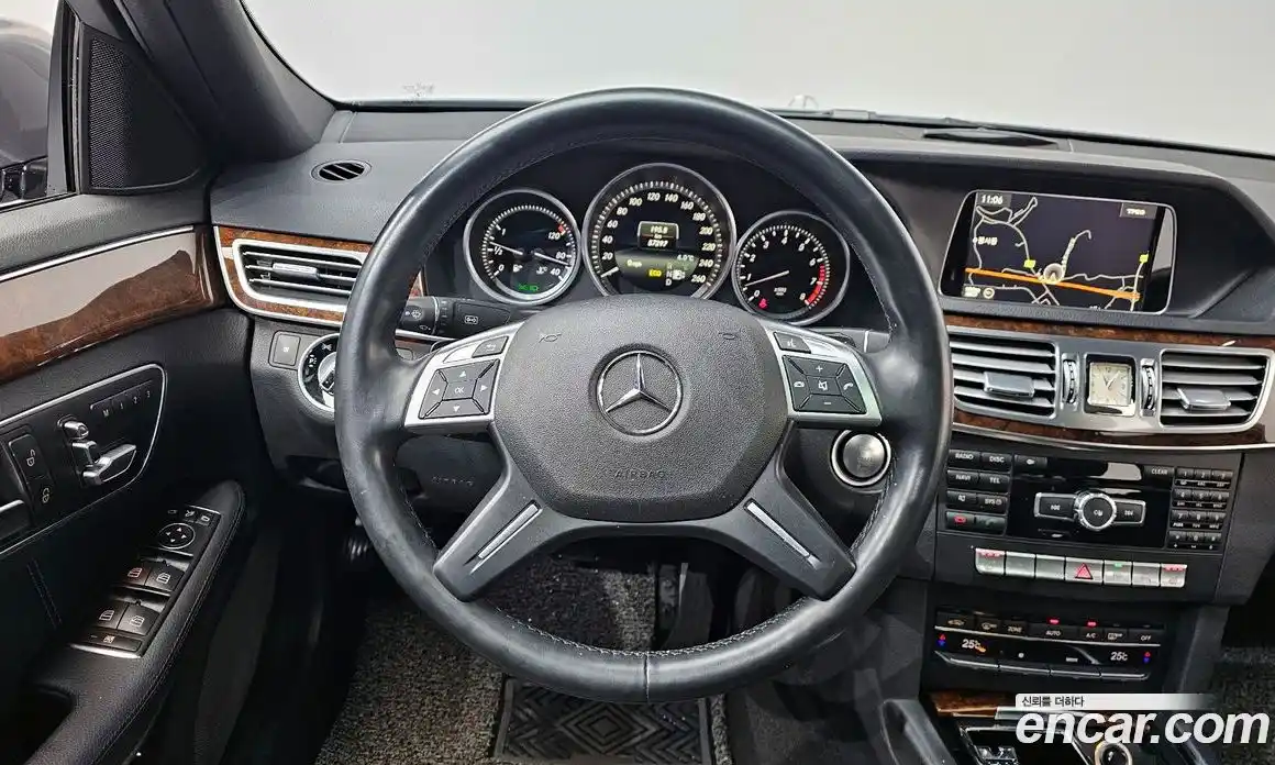 Mercedes-Benz E-Class 2014 3.5 Автомат в Москве № 193705, фото 19
