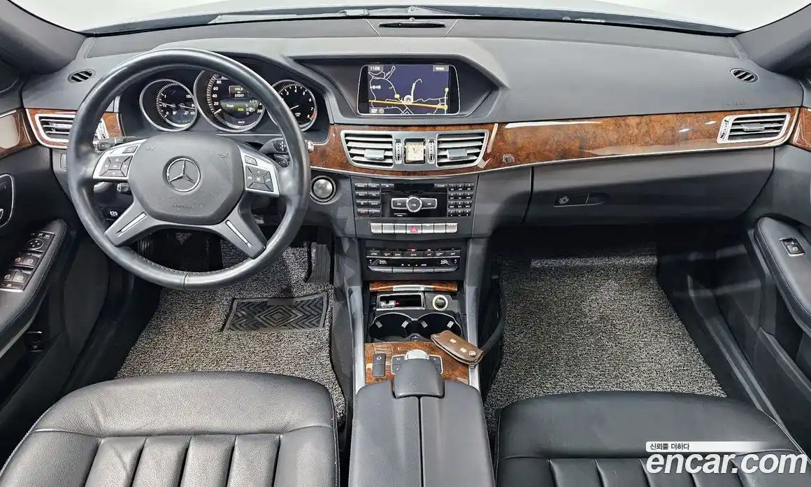 Mercedes-Benz E-Class 2014 3.5 Автомат в Москве № 193705, фото 4