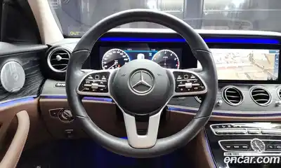 Mercedes-Benz E-Class 2019 2.0 Автомат в Москве № 194300, миниатюра 11