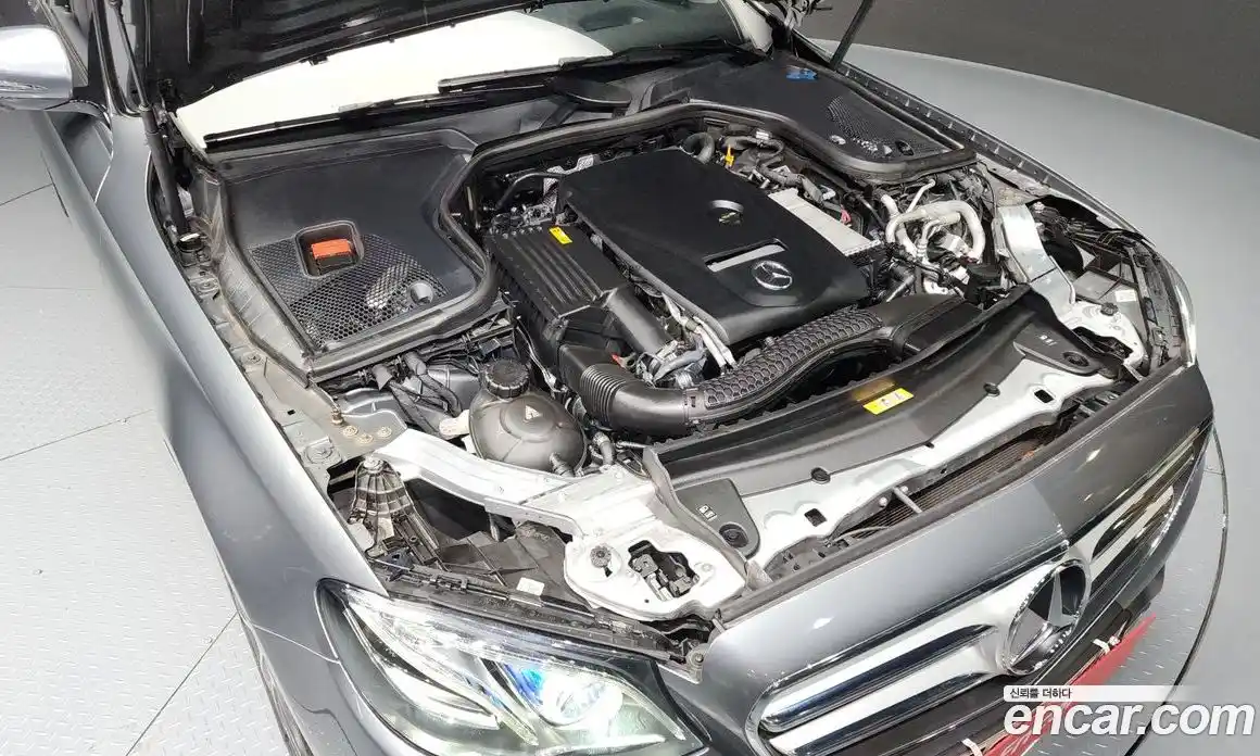 Mercedes-Benz E-Class 2019 2.0 Автомат в Москве № 194300, фото 16