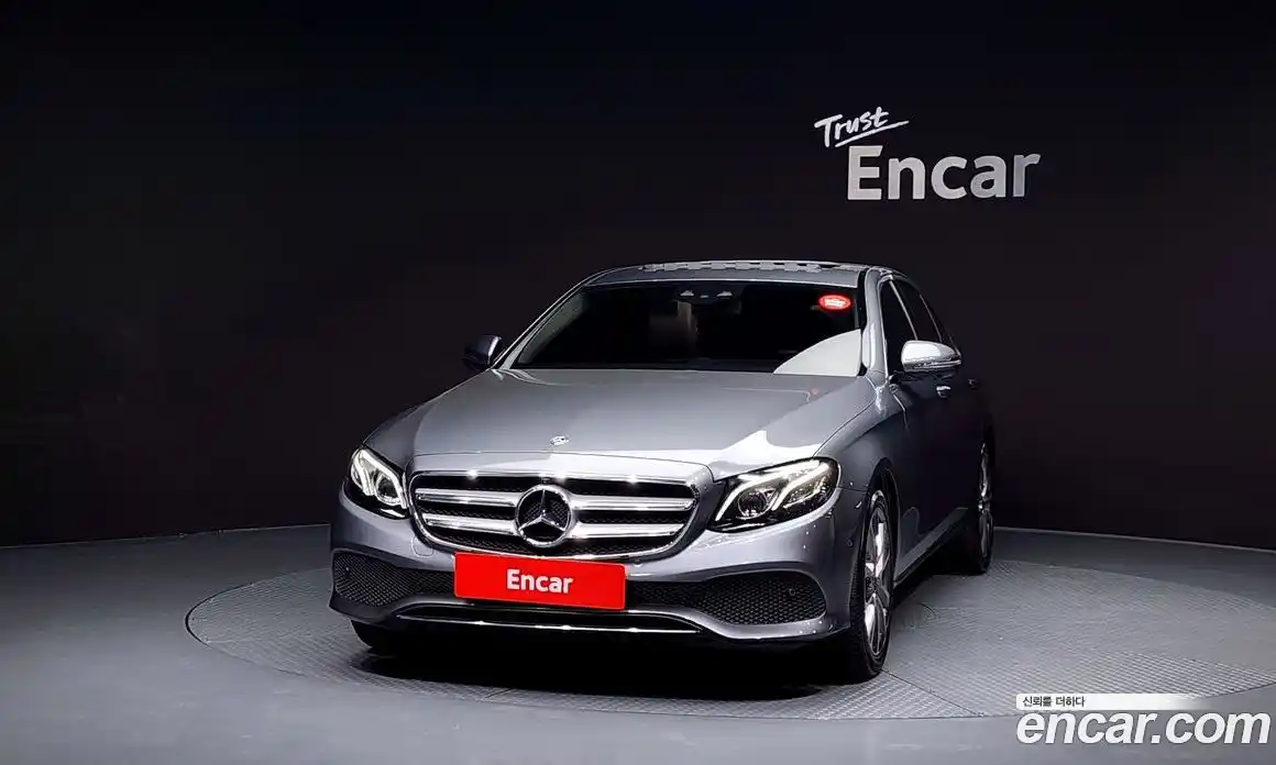 Mercedes-Benz E-Class 2019 2.0 Автомат в Москве № 194300, фото 3