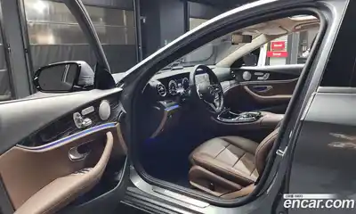 Mercedes-Benz E-Class 2019 2.0 Автомат в Москве № 194300, миниатюра 7