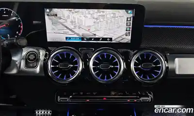 Mercedes-Benz GLB-Class 2023 2.0 Автомат в Москве № 194351, миниатюра 12