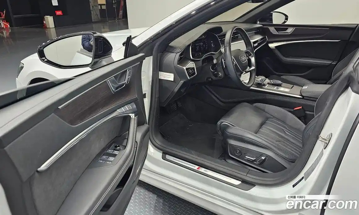 Audi A7 2023 3.0 Автомат в Москве № 196065, фото 15