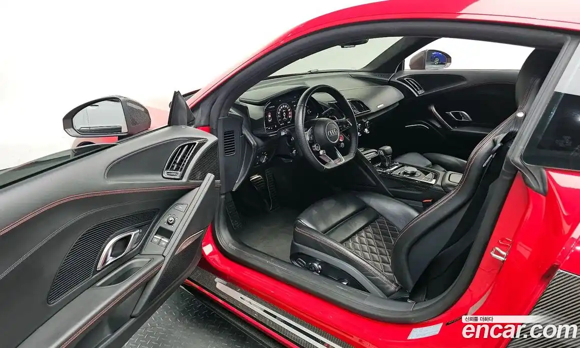 Audi R8 2021 5.2 Автомат в Москве № 196292, фото 13