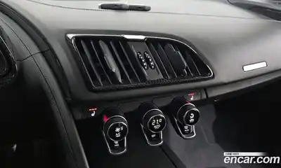 Audi R8 2021 5.2 Автомат в Москве № 196292, миниатюра 2